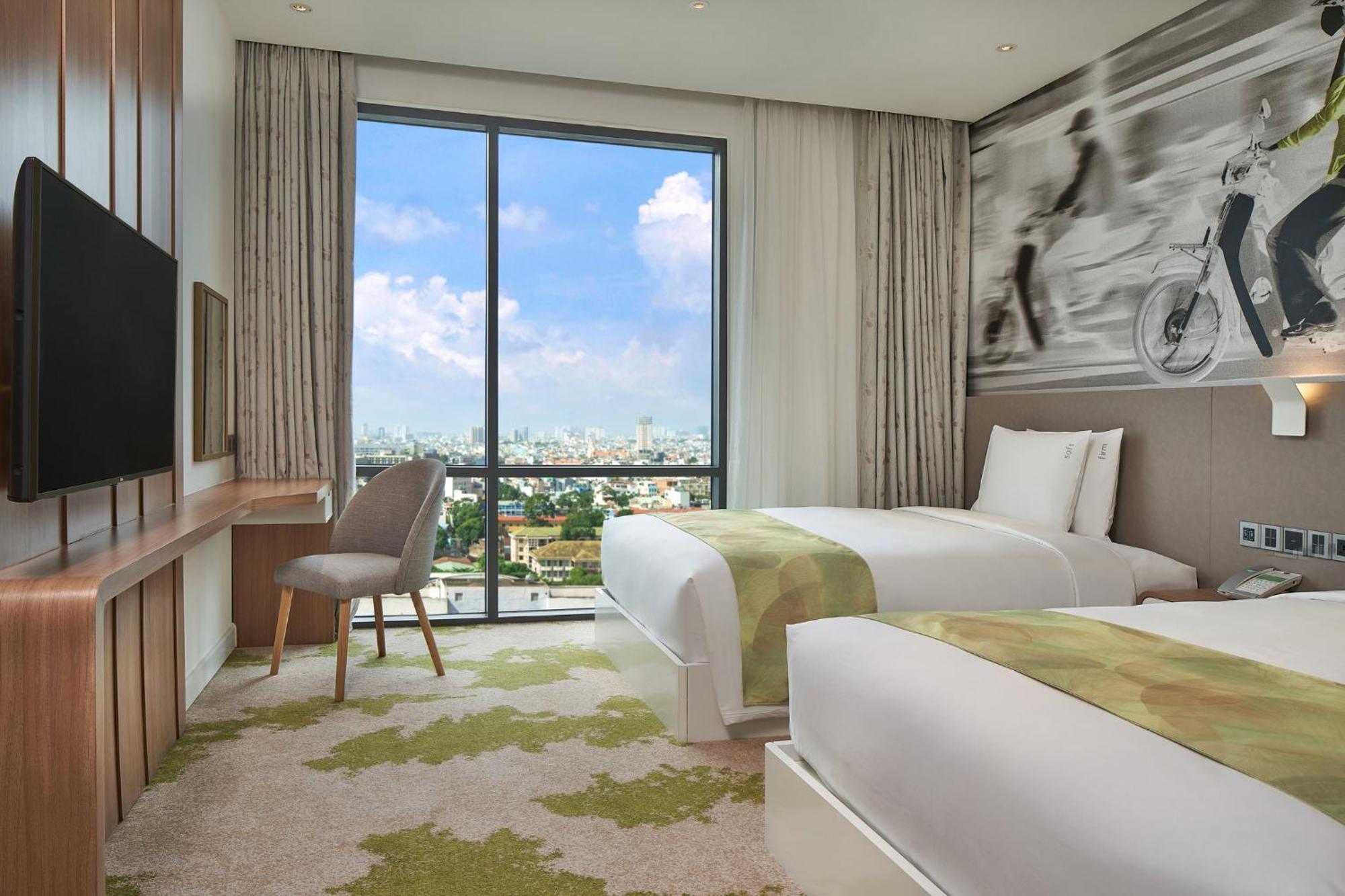 Holiday Inn & Suites Saigon Airport By Ihg Хошимін Екстер'єр фото